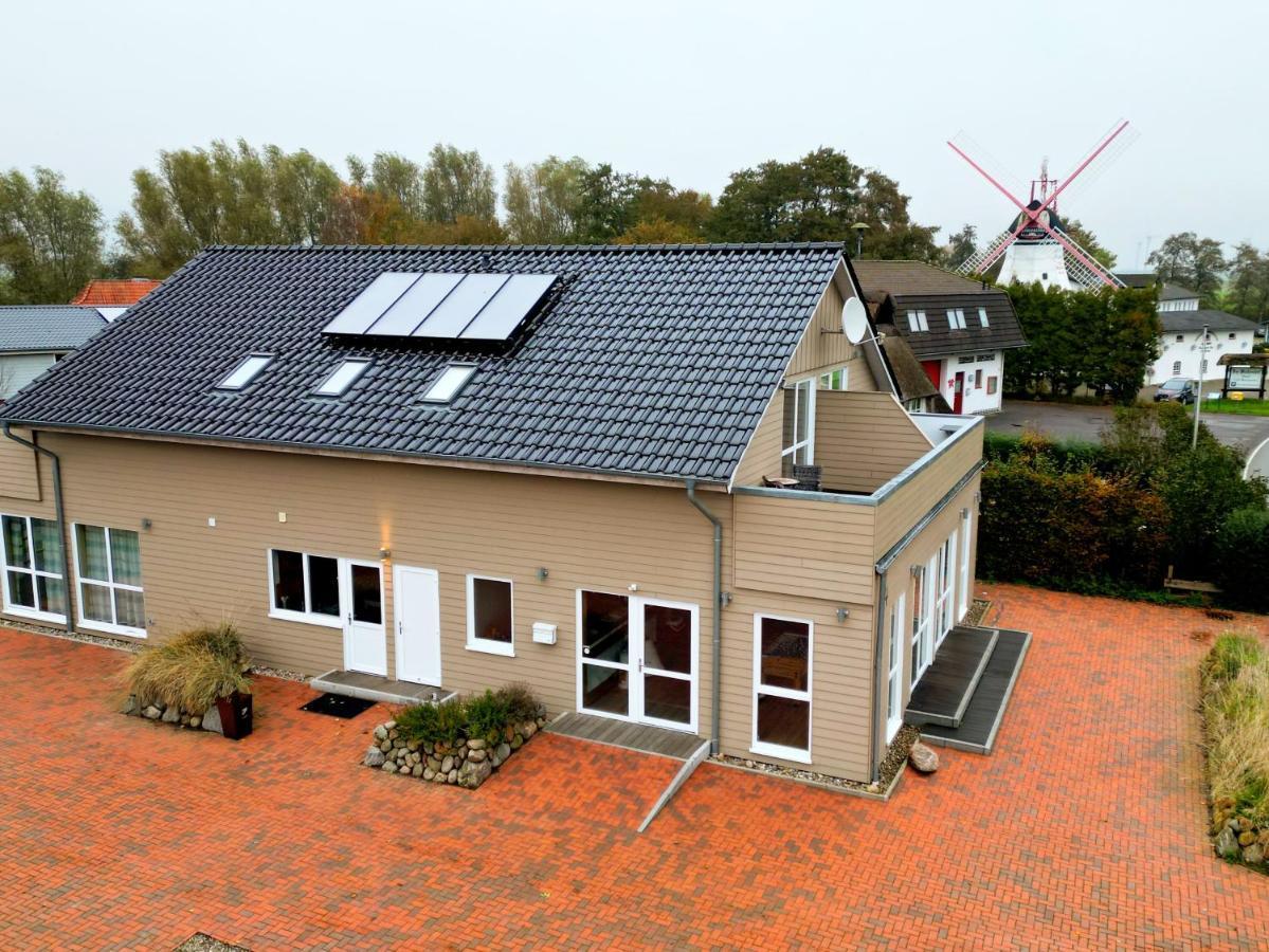Westerdeichstrich Haus Zwischen Den Wehlen Bei Buesum, 16 Personen 빌라 외부 사진